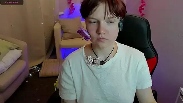 Freechat DreamyLuna on StripChat
