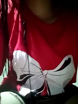 EllaMay22 on StripChat