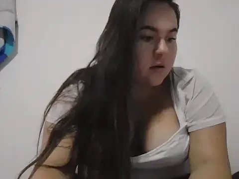 Emacurvi on StripChat