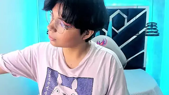 Emmapark_ on StripChat