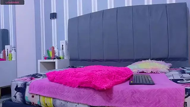 engel_devil on StripChat