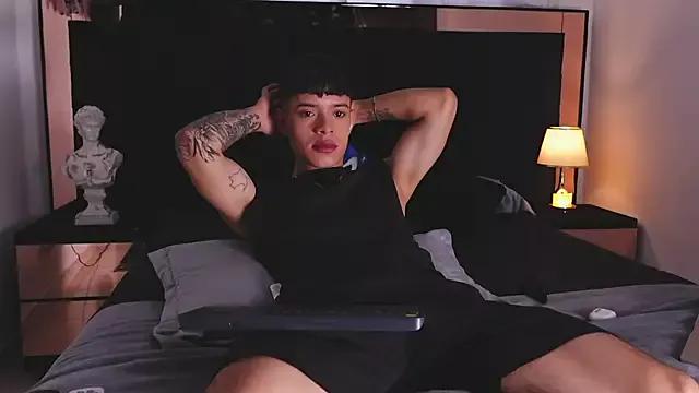 Freechat ErosKhaos on StripChat