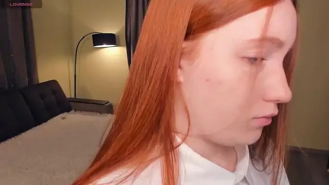 Freechat EthalCarlsqq on StripChat