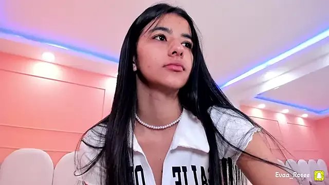 eva_roseee on StripChat