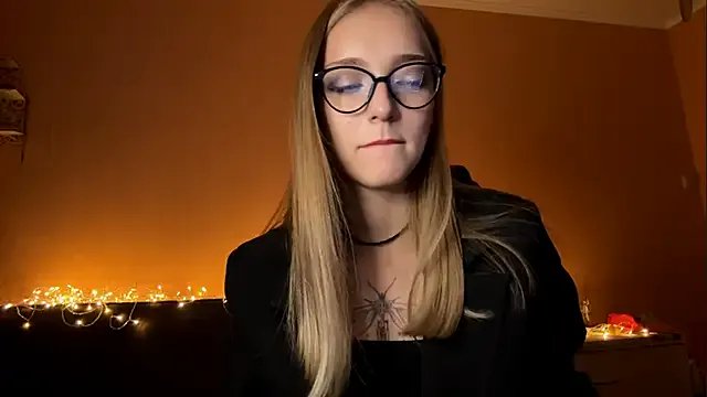 EvaPeace on StripChat