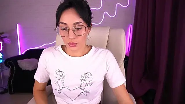 EviLune on StripChat