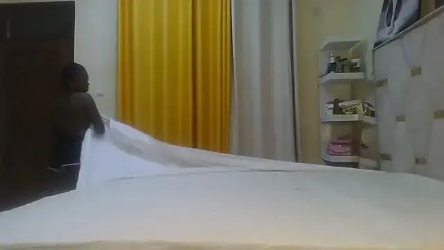 Fine_assie — Freechat on StripChat