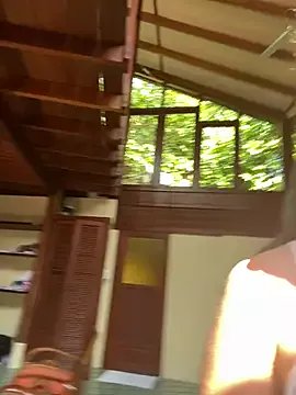 fluffy_bunnyxxx on StripChat 