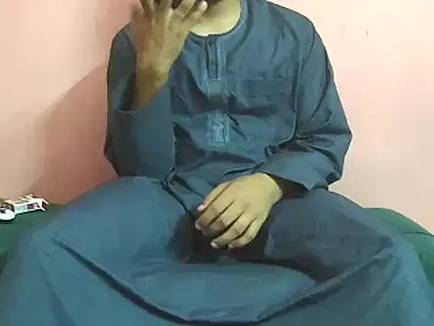 Freechat foxsanSs on StripChat