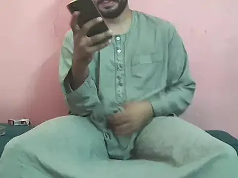 Freechat foxsanSs on StripChat