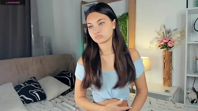 Freechat FunnyyMonkeyy on StripChat