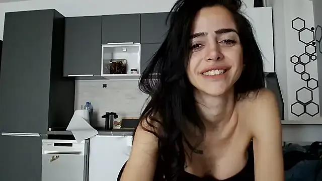 StripChat gglingeriee is Freechat gglingeriee — 150tkns = 1 hour lesbian/couple porn