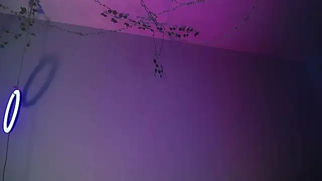 ginger_hugs on StripChat 