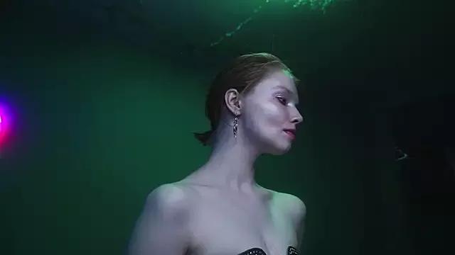 ginger_hugs on StripChat 