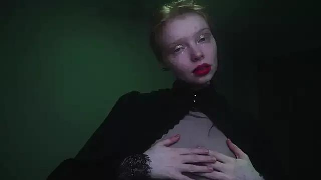 ginger_hugs on StripChat 