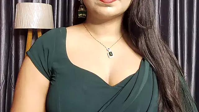 StripChat Goddess_Niharika is Freechat Goddess_Niharika — Pour some cream on ass