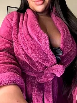 Freechat HaileyDiana on StripChat