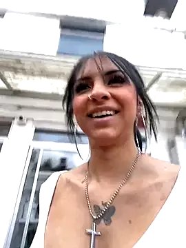 Freechat Hilary_pinkk on StripChat