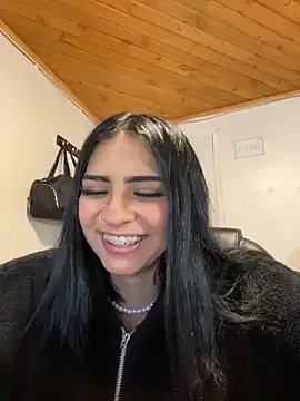 Freechat Hilary_pinkk on StripChat