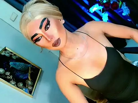 HOLLYWOOD_QUEEN_88 — lit do cum here now my bigcock so hard