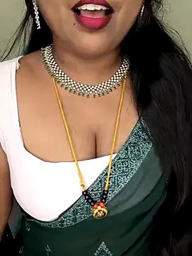 Freechat honey-sexy on StripChat