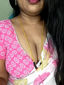 Freechat honey-sexy on StripChat