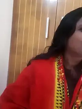 Hot_Sweety02 — Fingering pussydoggy style undertabl