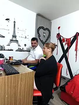 Freechat hotandfierylatinos2023 on StripChat