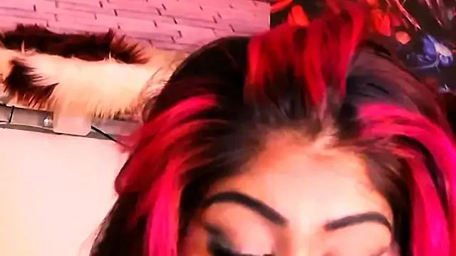 indian_dreamgirl on StripChat 
