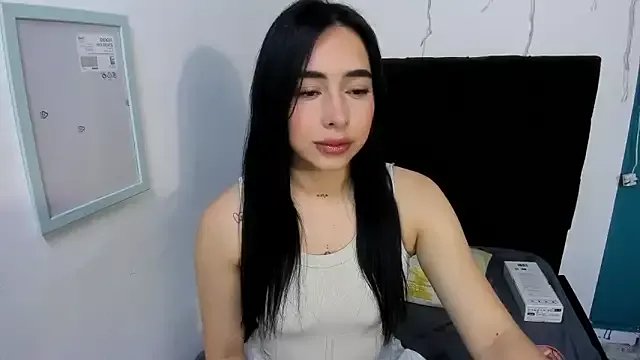 Freechat isabella_jade on StripChat