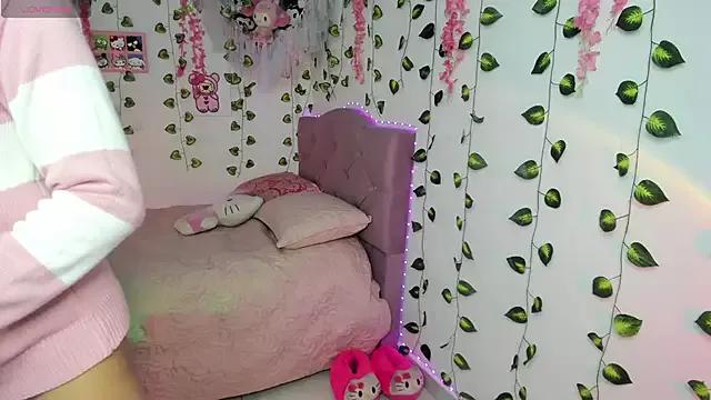 Freechat issagarcia on StripChat
