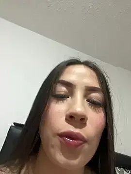 Freechat Ivanna_West on StripChat