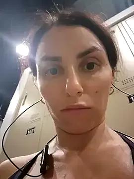 Freechat Izabella_Bella on StripChat