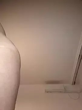 Jassiundich2 on StripChat