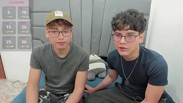 Private javieryalejandro on StripChat