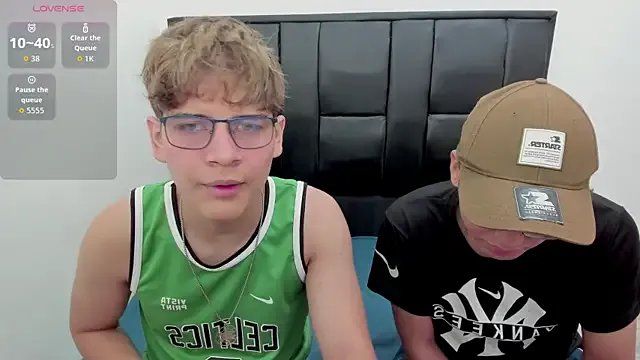 Private javieryalejandro on StripChat