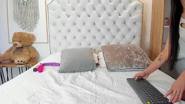 Avatar of JulianaValencia