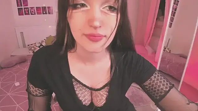 kamila_blush on StripChat