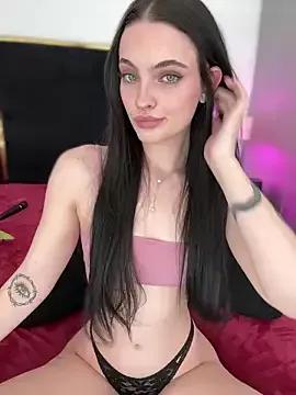 Freechat KarissaChantelle on StripChat