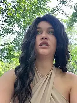 Freechat KikiWatson on StripChat