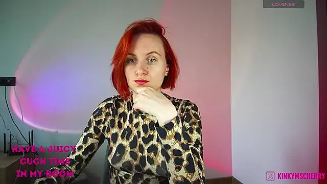 Freechat KinkyMissCherry on StripChat