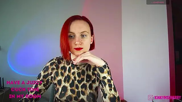Freechat KinkyMissCherry on StripChat