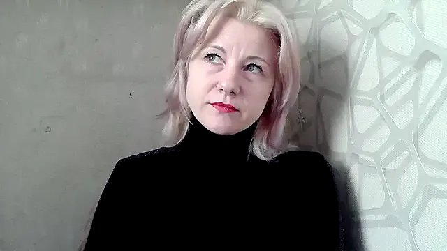 Kitti-Ellison — Freechat on StripChat