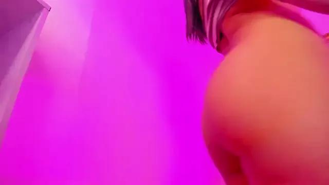 Kitty_Pam on StripChat 