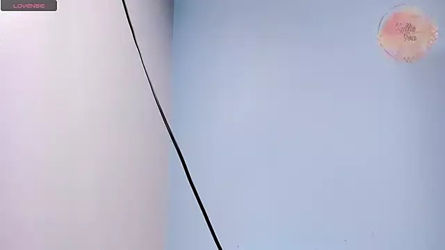 Freechat kylliefox_ on StripChat