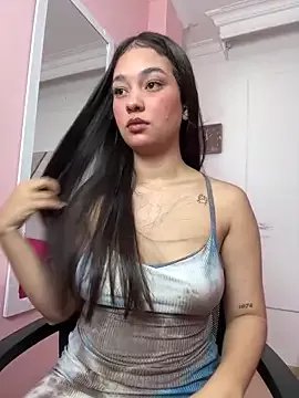 Freechat lana_rousse01 on StripChat