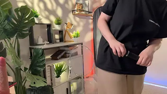 Freechat Lella_Ryann_ on StripChat