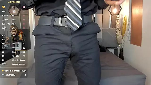 Freechat LiamNovak on StripChat