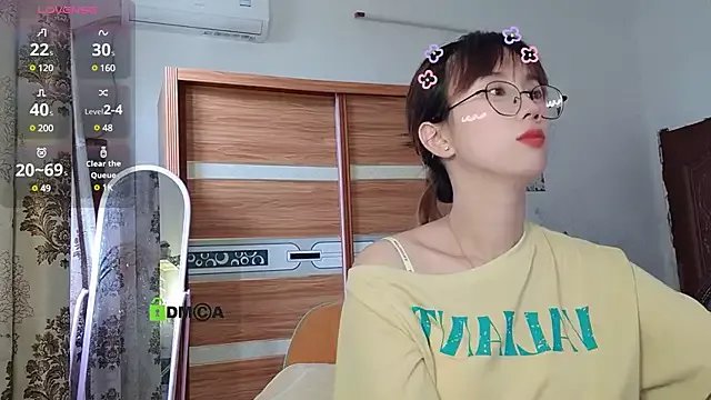 Lili_666 on StripChat 