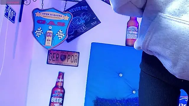 lili_roussi on StripChat 